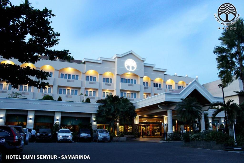 Bumi Senyiur Hotel Samarinda Exteriér fotografie